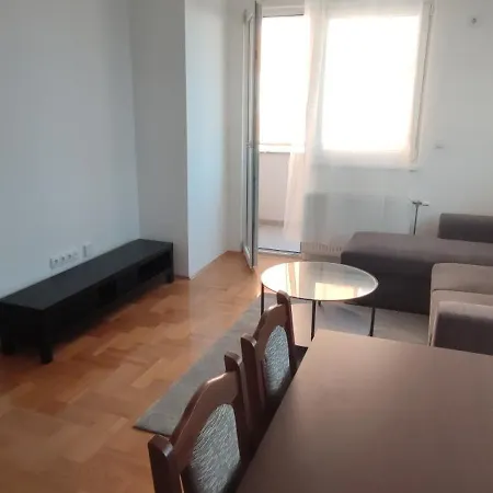 Apartment Stan Kod Gradskog Parka Bijeljina